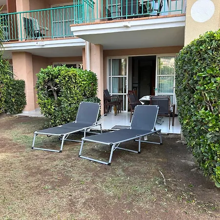 2 Pieces Climatise En Rez-de-jardin Cap Esterel Agay Saint-Raphaël