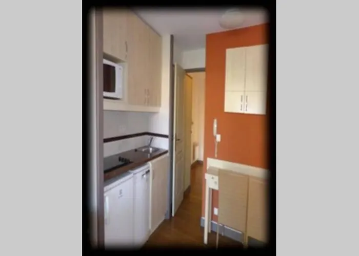 Apartment 2 Pieces Climatise En Rez-de-jardin Cap Esterel Agay