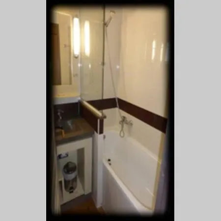 2 Pieces Climatise En Rez-de-jardin Cap Esterel Agay Apartment Saint-Raphael (Var)