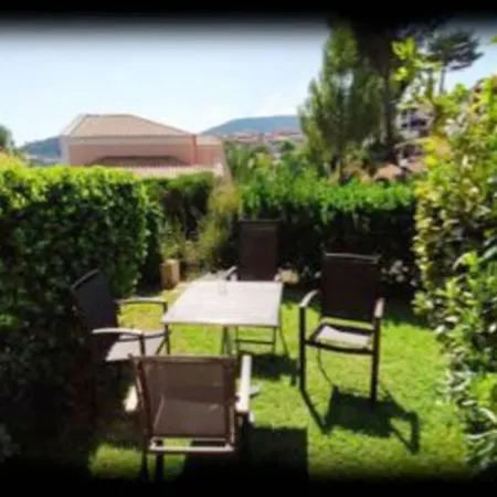 2 Pieces Climatise En Rez-de-jardin Cap Esterel Agay Apartment Saint-Raphael (Var)